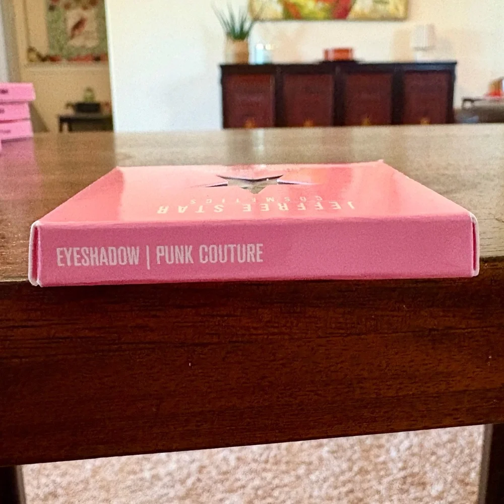 💎 Jeffree Star Single Eyeshadow in Shade Punk Couture New in Box Full-Size